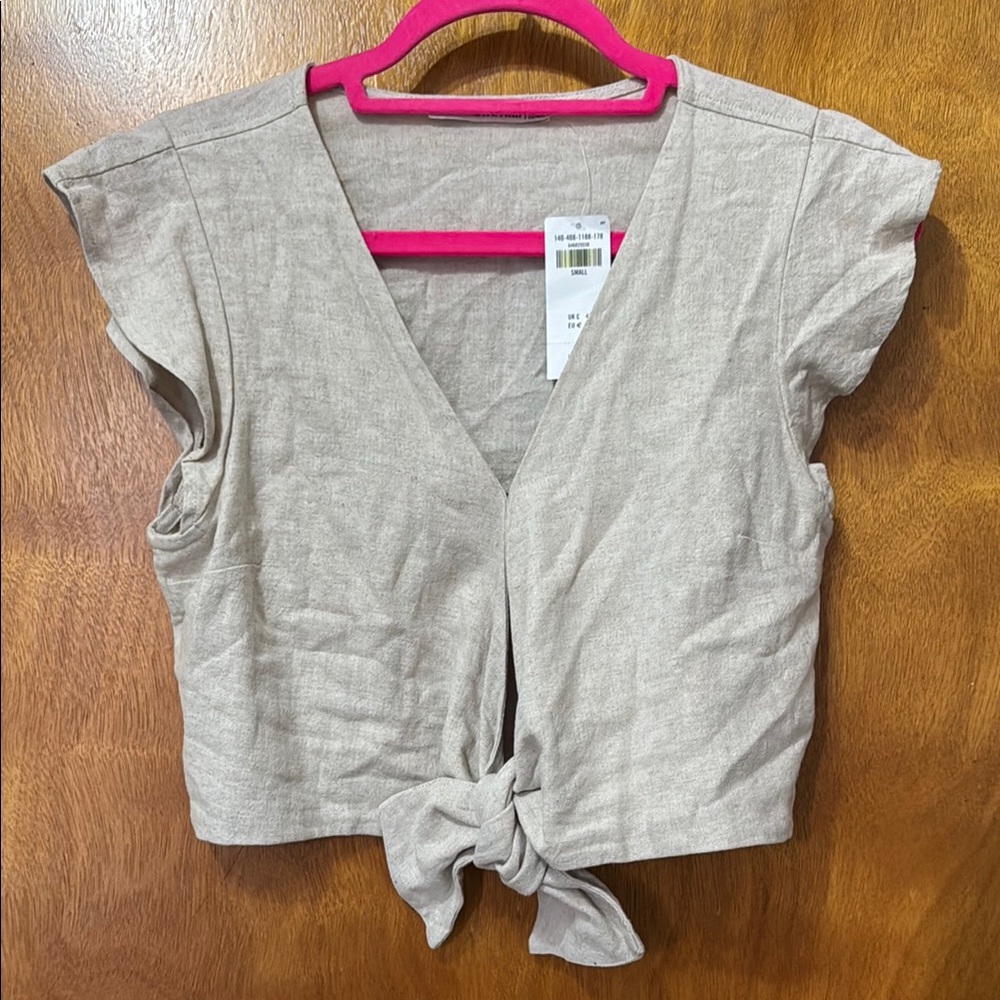 Abercrombie & Fitch Beige Tie-Front Crop Top